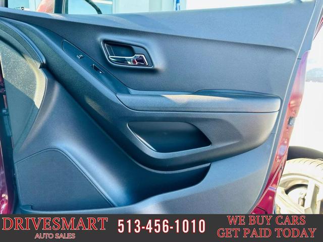 Photo of 2017 Crimson Metallic Chevrolet Trax
