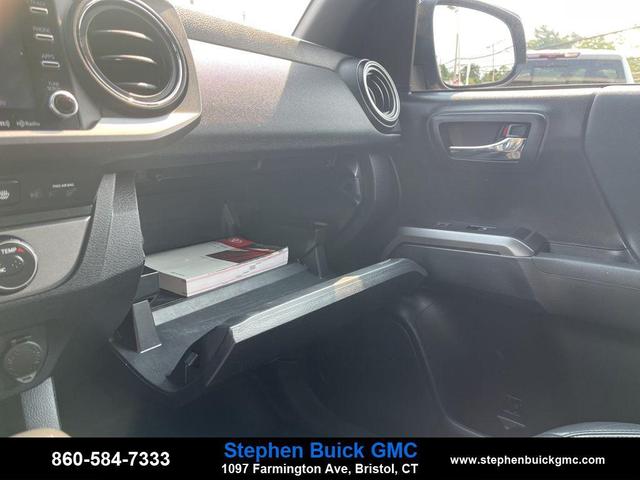 Photo of 2022 Gray Toyota Tacoma