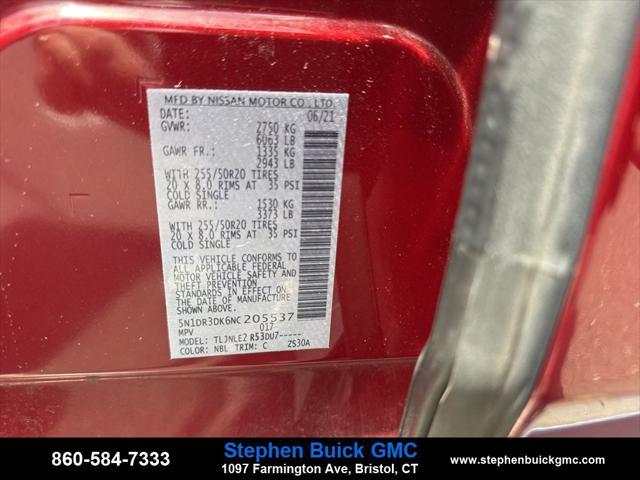 Photo of 2022 Scarlet Ember Tintcoat/Super Black Nissan Pathfinder
