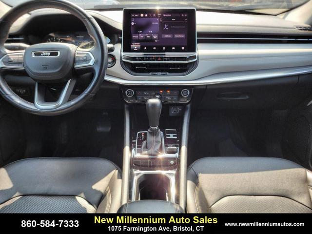 Photo of 2022 Sting-Gray Clearcoat Jeep Compass