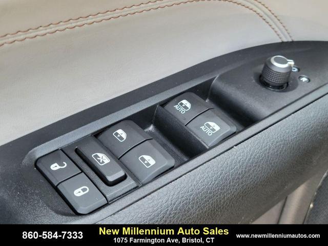 Photo of 2022 Sting-Gray Clearcoat Jeep Compass