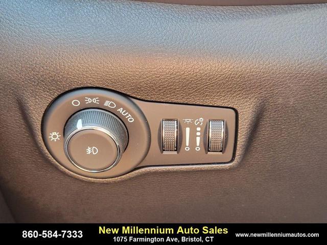 Photo of 2022 Sting-Gray Clearcoat Jeep Compass