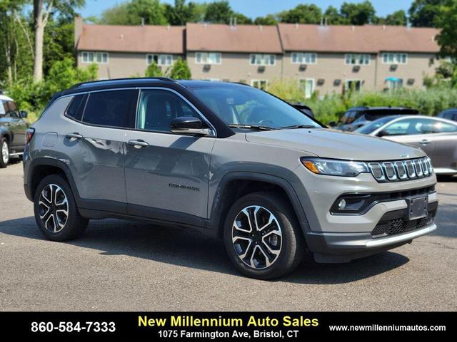 Photo of 2022 Sting-Gray Clearcoat Jeep Compass