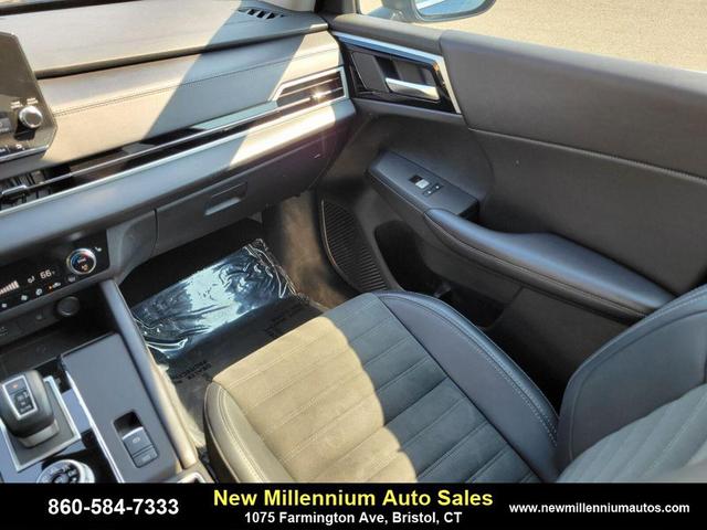 Photo of 2024 Cosmic Blue Metallic Mitsubishi Outlander