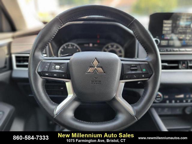 Photo of 2024 Cosmic Blue Metallic Mitsubishi Outlander