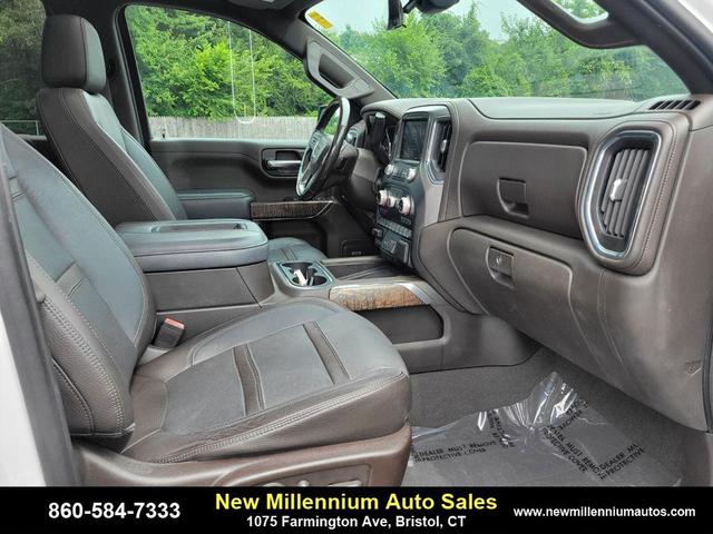 Photo of 2019 White Frost Tricoat GMC Sierra 1500