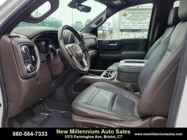 Photo of 2019 White Frost Tricoat GMC Sierra 1500