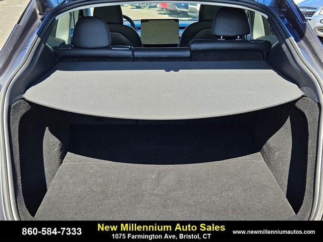 Photo of 2023 Gray Tesla Model Y