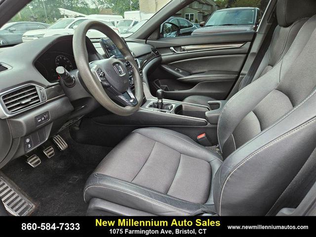 Photo of 2019 Platinum White Pearl Honda Accord