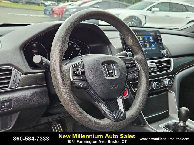 Photo of 2019 Platinum White Pearl Honda Accord