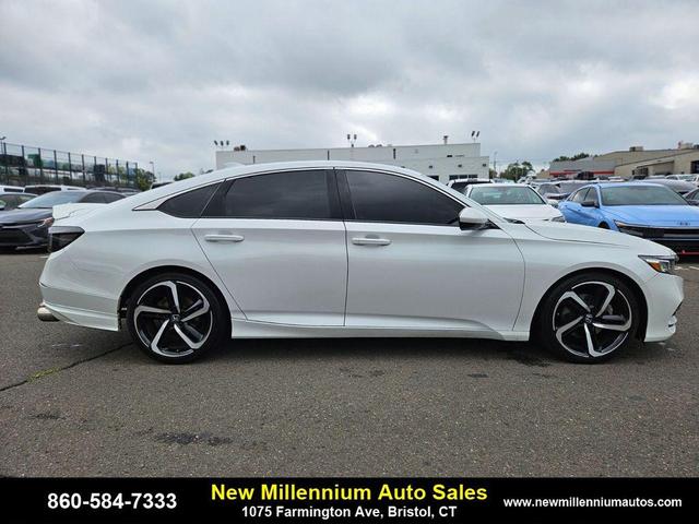 Photo of 2019 Platinum White Pearl Honda Accord
