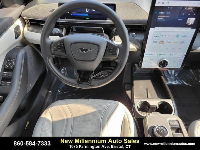 Photo of 2024 White Metallic Ford Mustang Mach-E