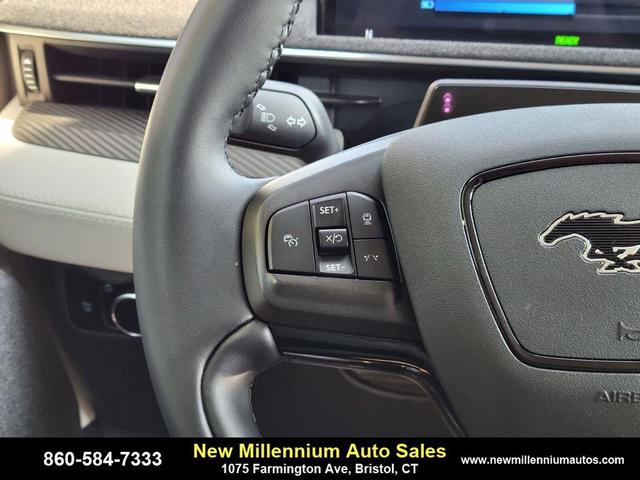 Photo of 2024 White Metallic Ford Mustang Mach-E