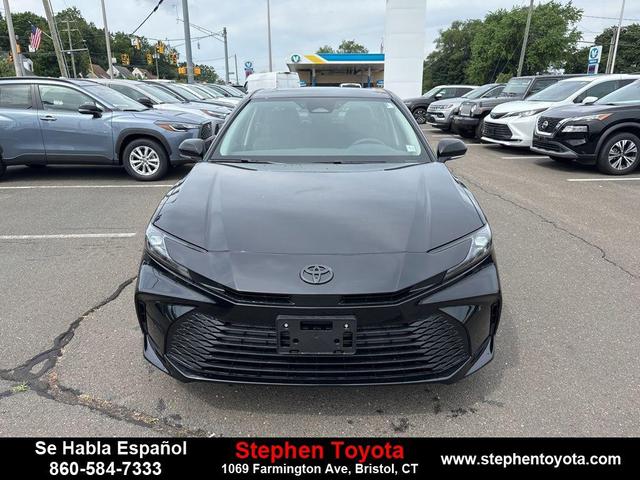 Photo of 2025 Midnight Black Metallic Toyota Camry