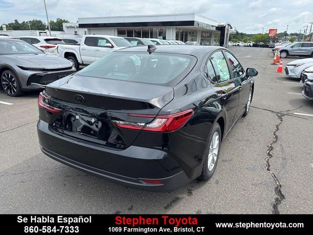 Photo of 2025 Midnight Black Metallic Toyota Camry
