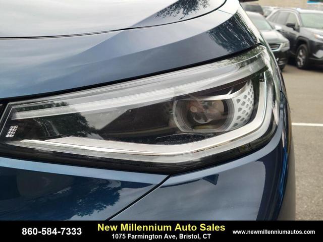 Photo of 2023 Gray Volkswagen ID.4
