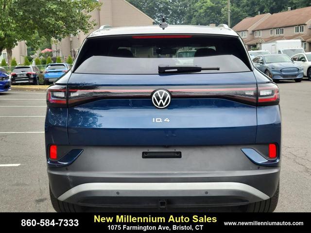 Photo of 2023 Gray Volkswagen ID.4