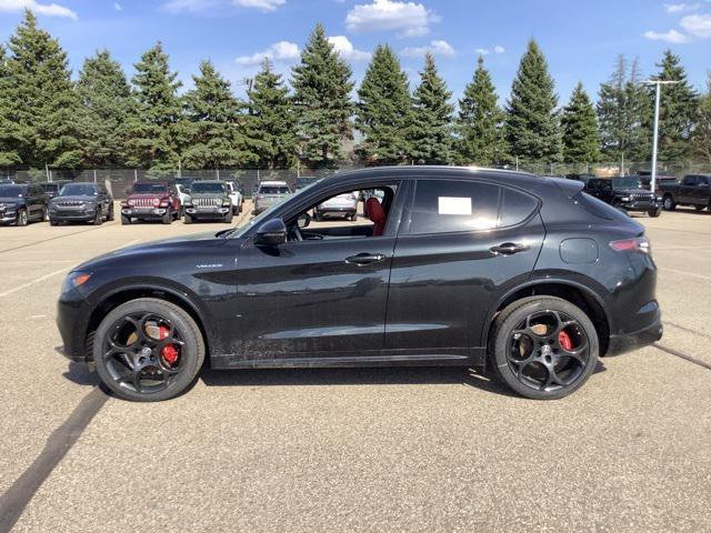 Photo of 2025 Vulcano Black Metallic Alfa Romeo Stelvio