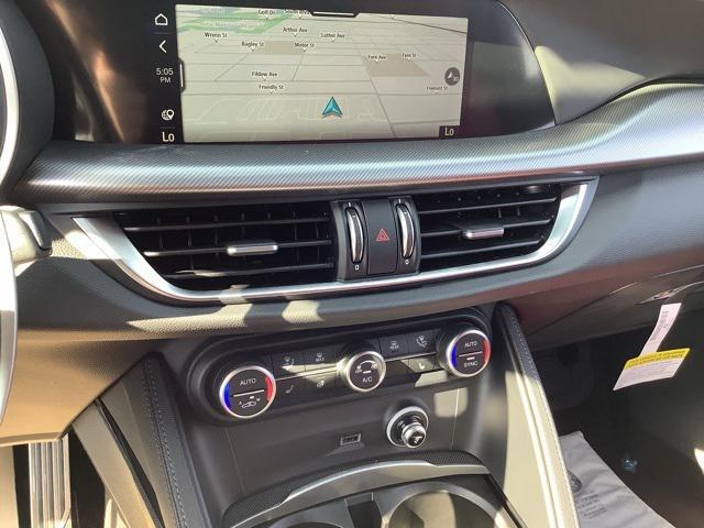 Photo of 2025 Vulcano Black Metallic Alfa Romeo Stelvio