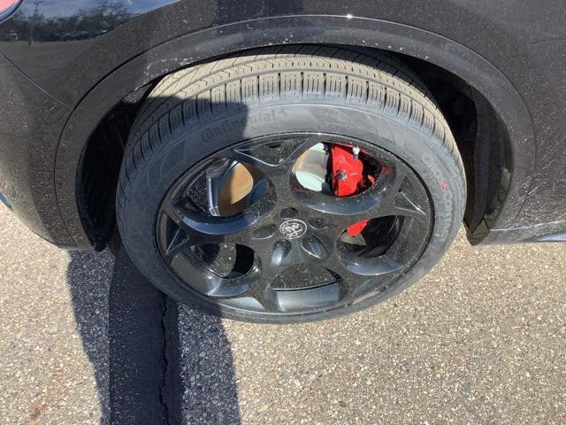 Photo of 2025 Vulcano Black Metallic Alfa Romeo Stelvio