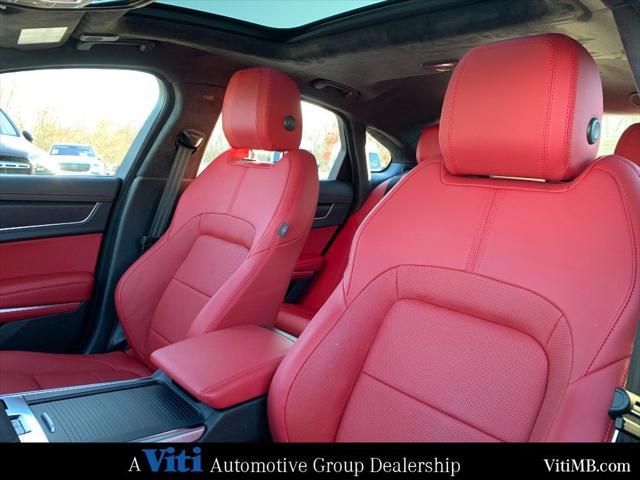 Photo of 2024 Santorini Black Metallic Jaguar XF