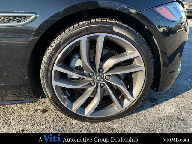 Photo of 2024 Santorini Black Metallic Jaguar XF