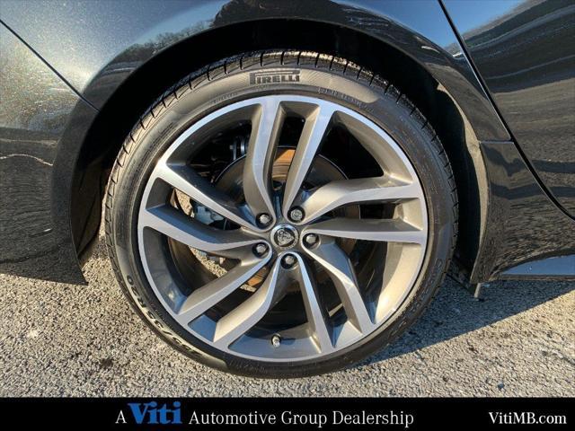 Photo of 2024 Santorini Black Metallic Jaguar XF