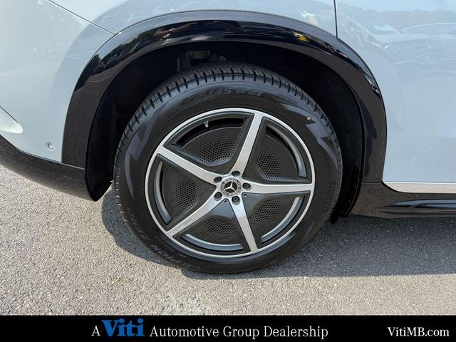 Photo of 2023 MANUFAKTUR Alpine Gray Mercedes-Benz EQS 580