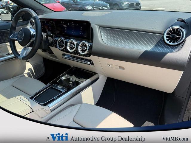Photo of 2025 Night Black Mercedes-Benz GLA 250