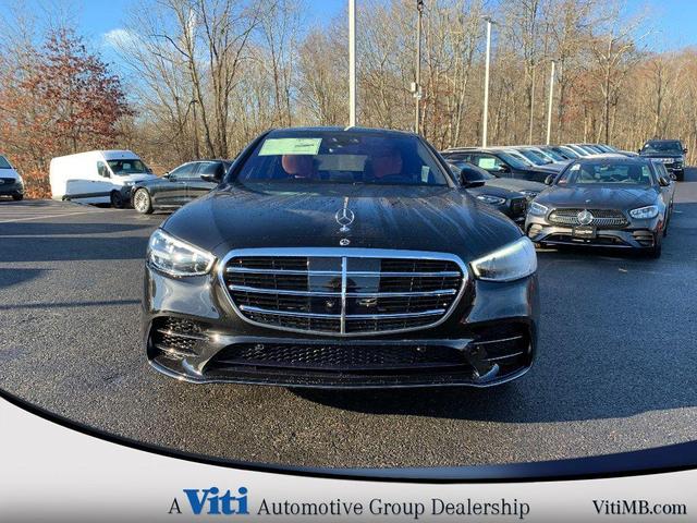 Photo of 2025 Obsidian Black Metallic Mercedes-Benz S-Class