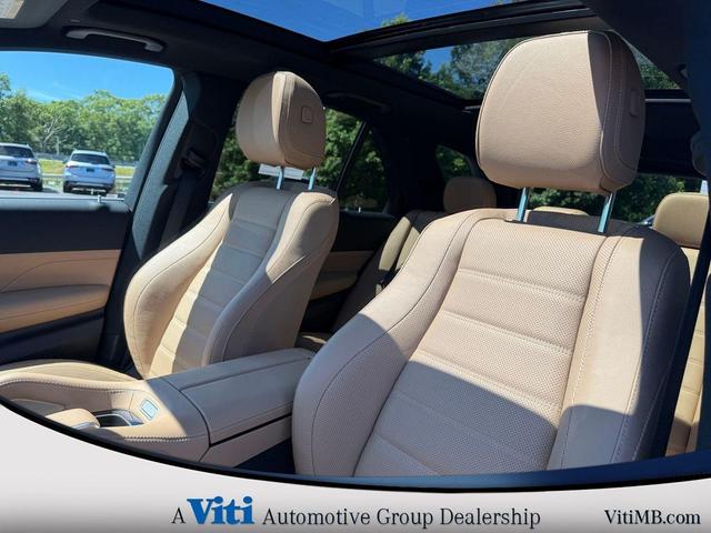 Photo of 2024 Twilight Blue Metallic Mercedes-Benz GLE 350
