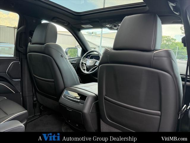 Photo of 2022 Crystal White Tricoat Cadillac Escalade