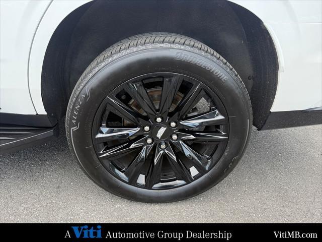 Photo of 2022 Crystal White Tricoat Cadillac Escalade