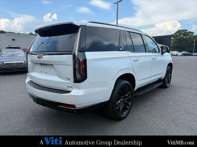 Photo of 2022 Crystal White Tricoat Cadillac Escalade