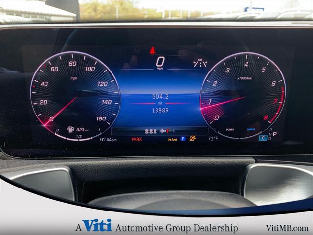 Photo of 2024 Night Black Mercedes-Benz GLB 250