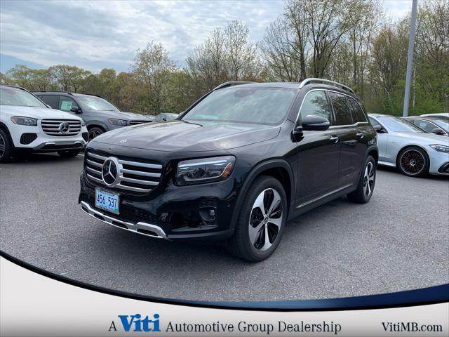 Photo of 2024 Night Black Mercedes-Benz GLB 250
