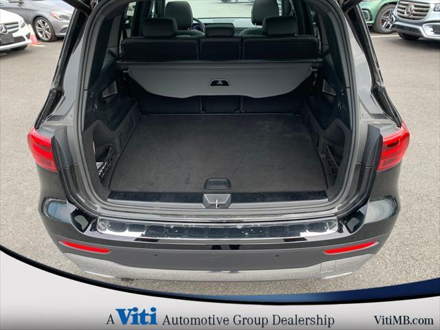 Photo of 2024 Night Black Mercedes-Benz GLB 250