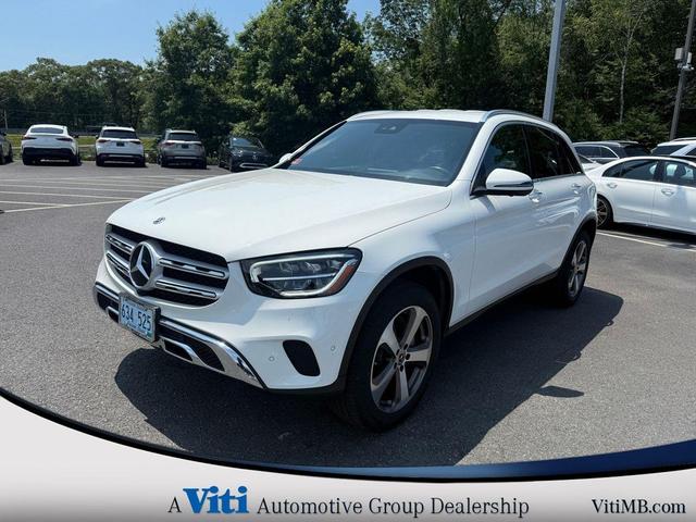 Photo of 2022 Polar White Mercedes-Benz GLC 300