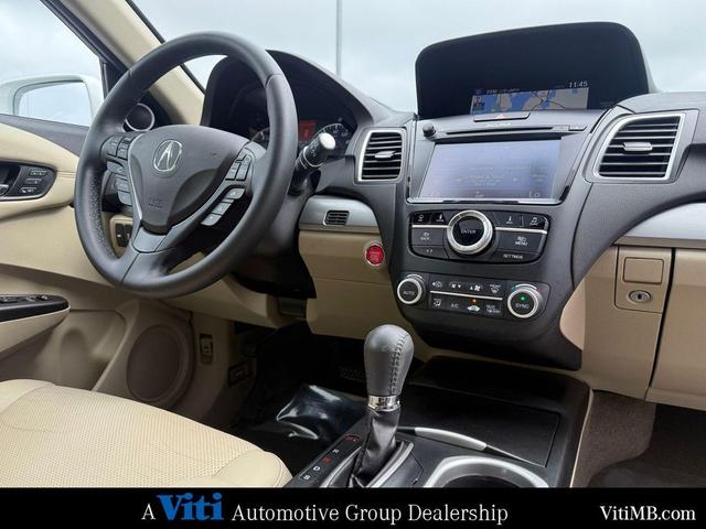 Photo of 2016 White Diamond Pearl Acura RDX