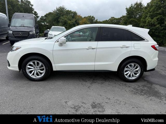 Photo of 2016 White Diamond Pearl Acura RDX