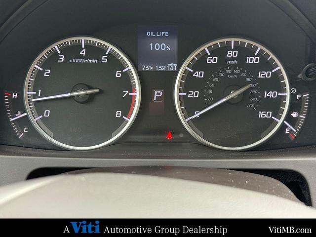 Photo of 2016 White Diamond Pearl Acura RDX