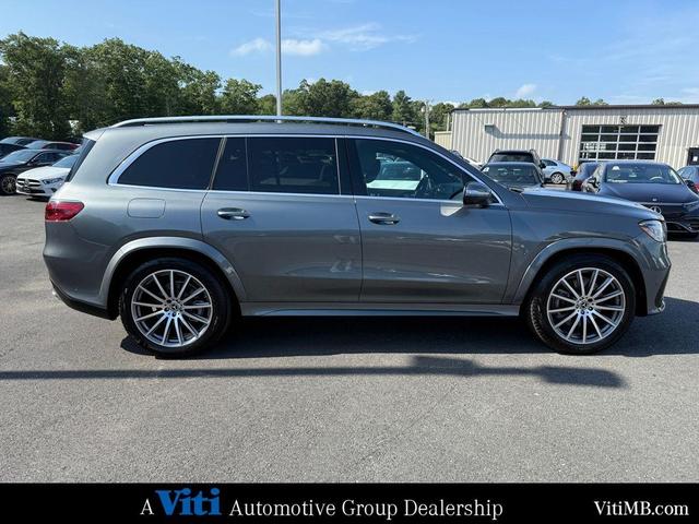 Photo of 2025 Selenite Grey Metallic Mercedes-Benz GLS 450