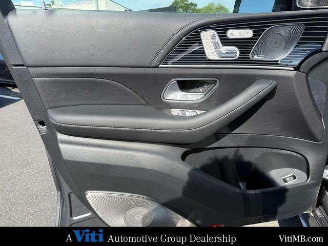 Photo of 2025 Selenite Grey Metallic Mercedes-Benz GLS 450