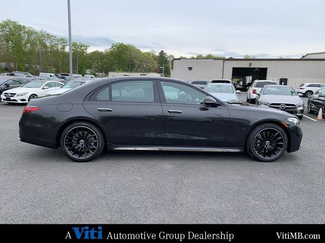 Photo of 2025 Graphite Grey Metallic Mercedes-Benz S-Class