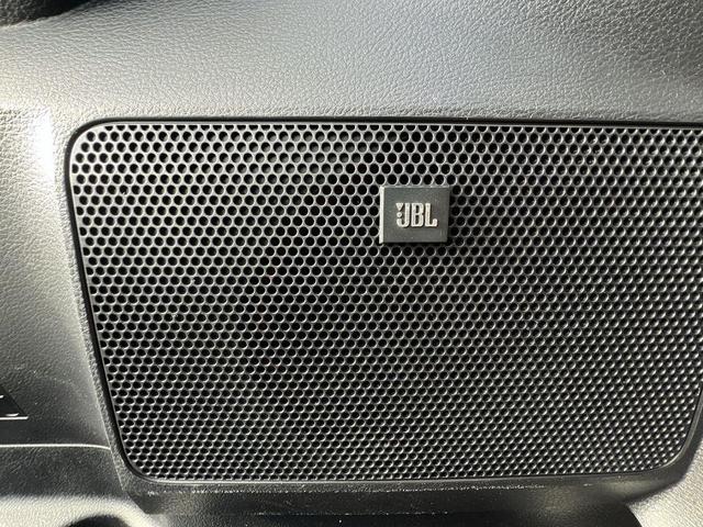 Photo of 2020 Midnight Black Metallic Toyota Tundra