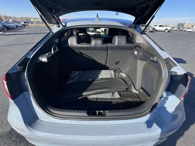 Photo of 2023 Sonic Gray Pearl Honda Civic