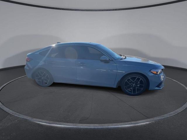 Photo of 2023 Sonic Gray Pearl Honda Civic
