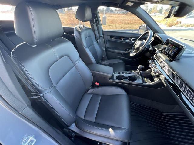 Photo of 2023 Sonic Gray Pearl Honda Civic