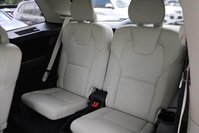 Photo of 2022 Denim Blue Metallic Volvo XC90