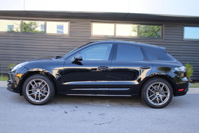 Photo of 2025 Black Porsche Macan